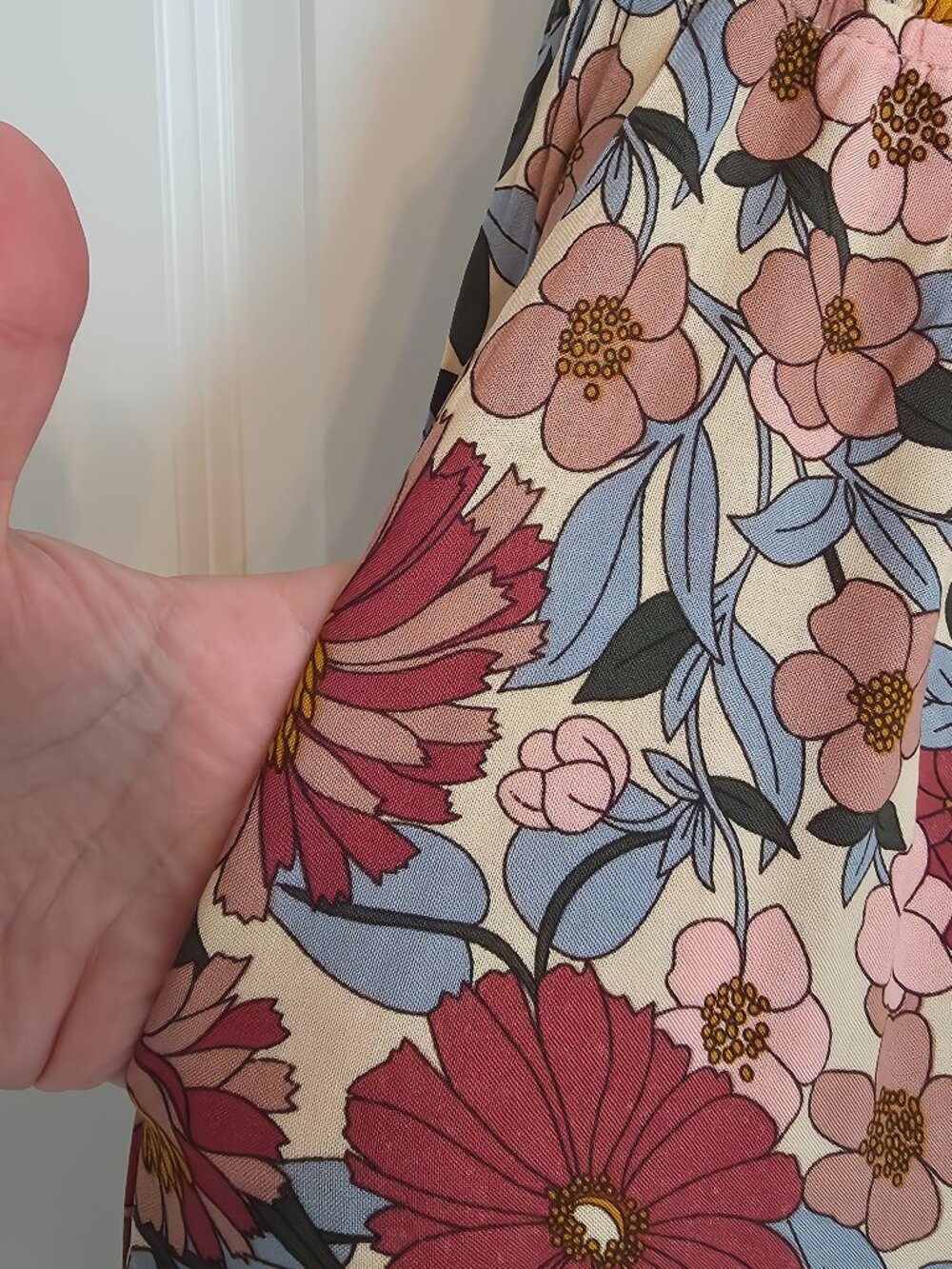 70's Pink Floral Style High Waisted Wide Leg Pants - Size Medium - Picture 5 of 7